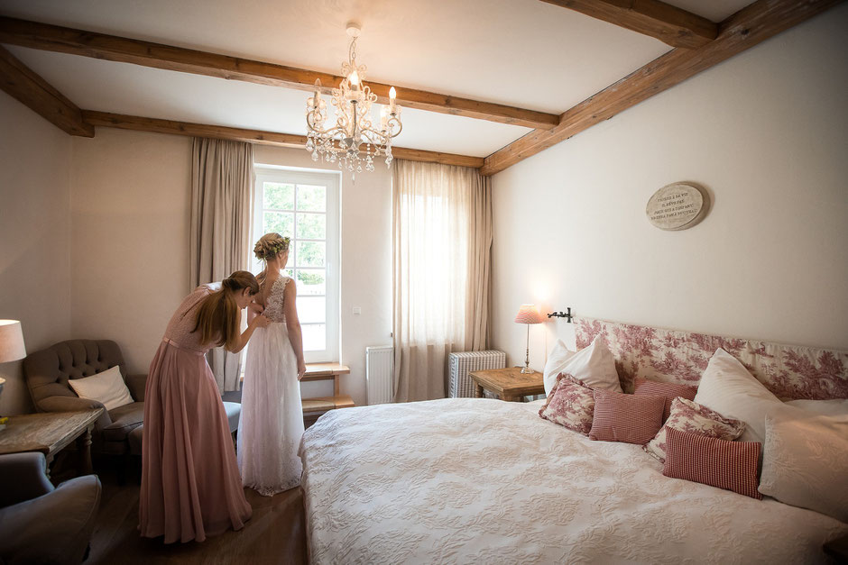 Kosten Hochzeitsfotograf Dresden, Was kostet ein Hochzeitsfotograf, Hochzeitsfotos in Dresden, wieviel kostet ein Hochzeitsfotograf, Hochzeitsfotograf Dresden, Kosten Hochzeitsfotos, Wie teuer sind Hochzeitsfotos, Wieviel kostet eine Hochzeitsreportage