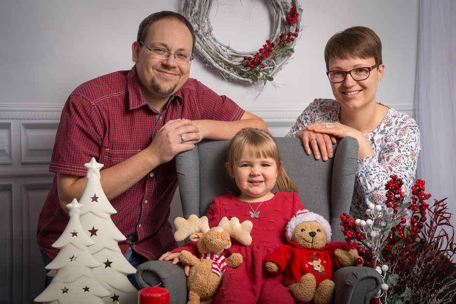 Weihnachtsminis Dresden, Fotostudio Dresden, Fotograf Dresden Weichnachtsfotos, Weihnachtsgeschenk Fotoshooting Dresden, Kinderfotos Dresden Weihnachten, Weihnachtliche Kinderfotos in Dresden im Fotostudio, Fotoshooting in Dresden Kinder Weihnachten, Weih