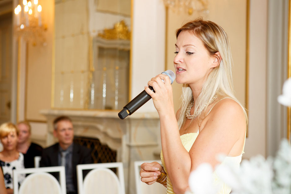 Hochzeit im Barockschloss Rammenau, Hochzeit in Rammenau, Hochzeitsfotograf Dresden, Hochzeitsfotos Dresden, Hochzeitsfotos Rammenau, Schloss Rammenau, Spiegelsaal Schloss Rammenau