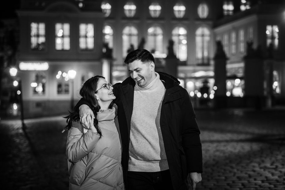 Heiratsantrag in Dresden auf der Frauenkirche, Fotograf Heiratsantrag in Dresden, Heiratsantrag fotografieren in Dresden, Heiratsantrag in Dresden Idee