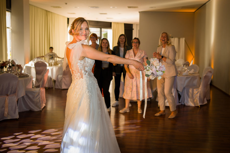 Bilderberg Dresden Bellevue Hochzeit, Hochzeit in Dresden Hochzeitslocation, Heiraten in Dresden Location, Hochzeitsfotograf Dresden, Hochzeitslocation in Dresden gesucht, Location Hochzeitsfeier, Hochzeitsfotografin Dresden, Bilderberg Dresden