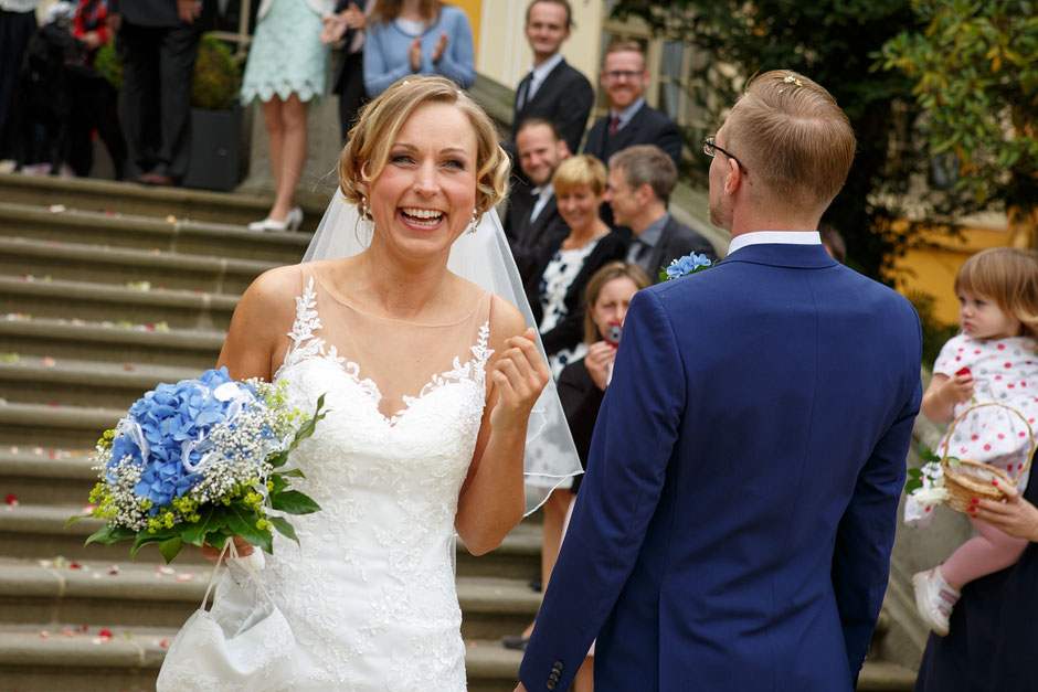 Hochzeit im Barockschloss Rammenau, Hochzeit in Rammenau, Hochzeitsfotograf Dresden, Hochzeitsfotos Dresden, Hochzeitsfotos Rammenau, Schloss Rammenau, Spiegelsaal Schloss Rammenau