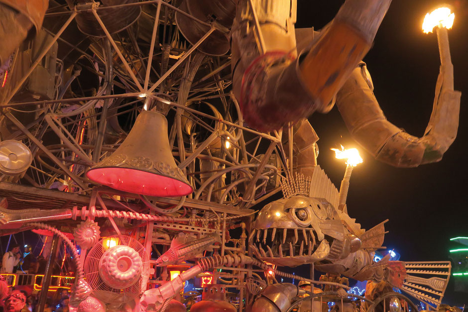Burning Man, das exzentrische und weltweit einzigartige Kultfestival der Hippies und Freaks