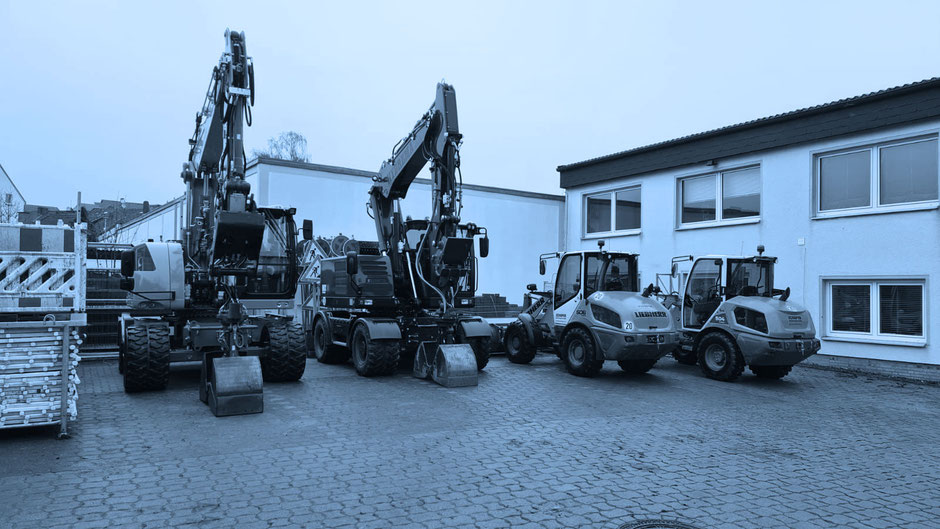 Baumaschinen der SCHAPER Rohrleitungsbau GmbH in Hameln - Pyrmont