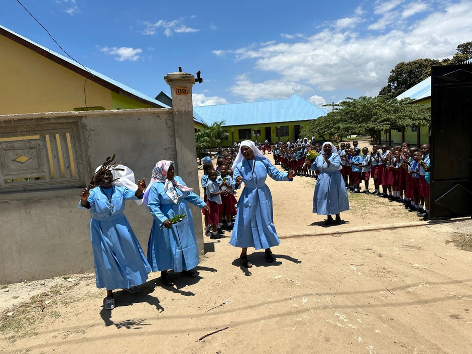 Die Benediktiner Schwestern in Bagamoyo gehören zu Imiliwaha.