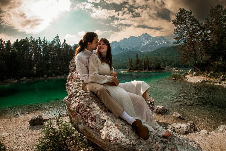 Hochzeitsfotograf Berlin / München / Hamburg  Paarshooting Deutschland  Heiraten in Deutschland Fotografie  Abenteuer Hochzeit Deutschland