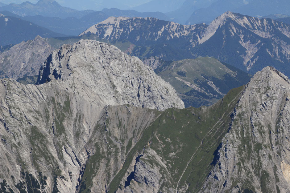 Laliderer Falk und Steinfalk von der  Birkkarspitze aus gesehen