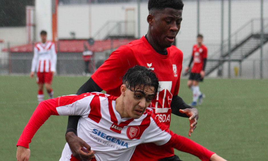 Rot Weiss Ahlen U17 B1 gegen Sportfreunde Siegen