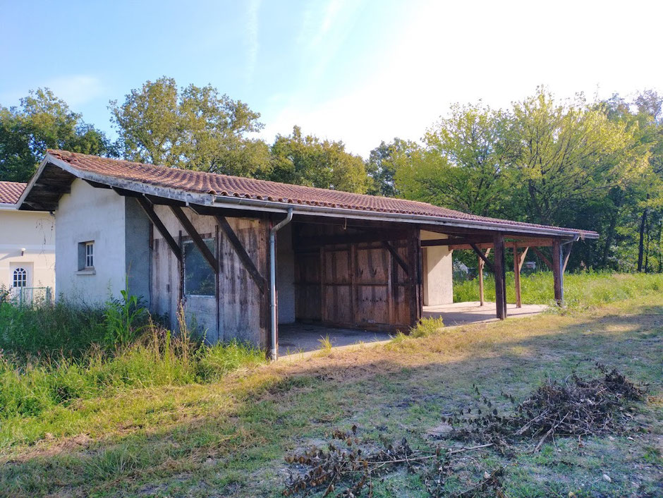 Garage à vendre avec possibilité d'aménagement, projet immobilier, projet de rénovation, SUD Gironde, Nouvelle Aquitaine 33