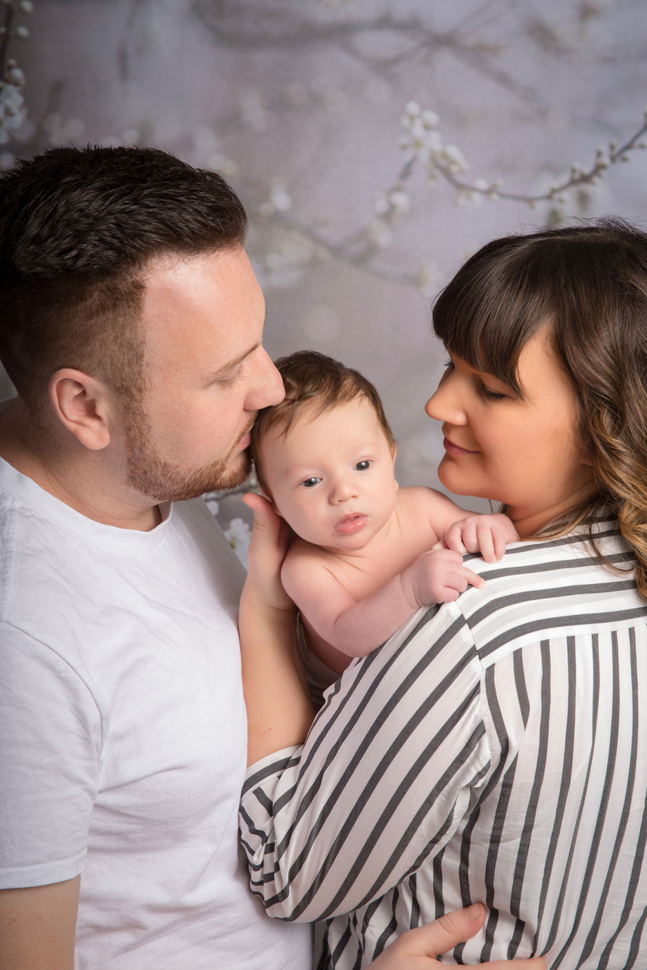 Babyshooting Dresden, Babyfotos Dresden, Neugeborenenfotos Dresden, Fotostudio Dresden, Fotografin Dresden, Familienfotografin Dresden, Fotograf für Babyfotos Dresden, Kinderfotos Dresden, Familienfotos Dresden