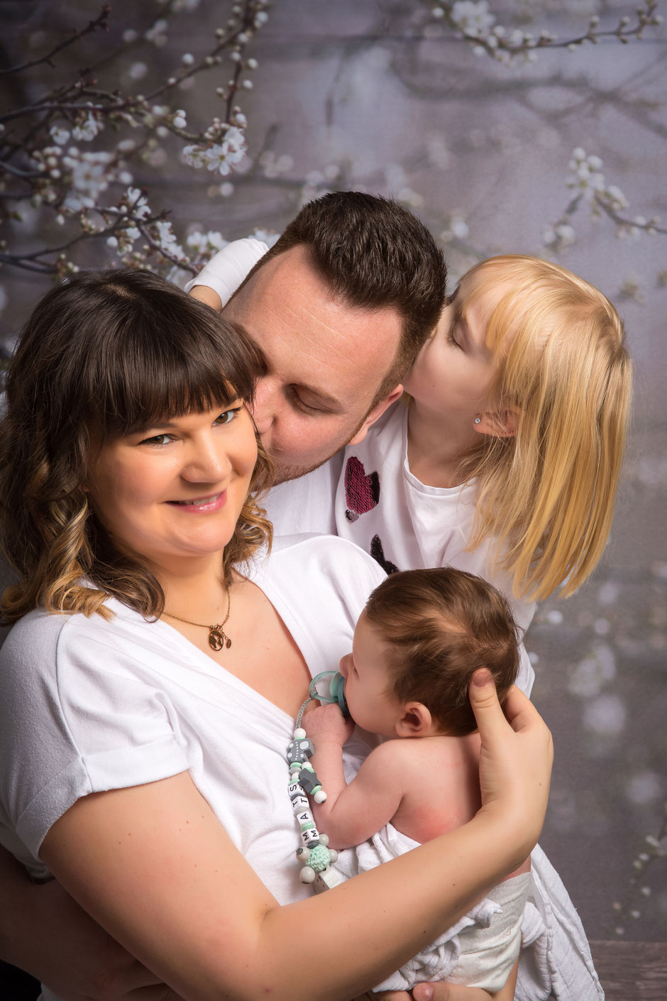 Babyshooting Dresden, Babyfotos Dresden, Neugeborenenfotos Dresden, Fotostudio Dresden, Fotografin Dresden, Familienfotografin Dresden, Fotograf für Babyfotos Dresden, Kinderfotos Dresden, Familienfotos Dresden
