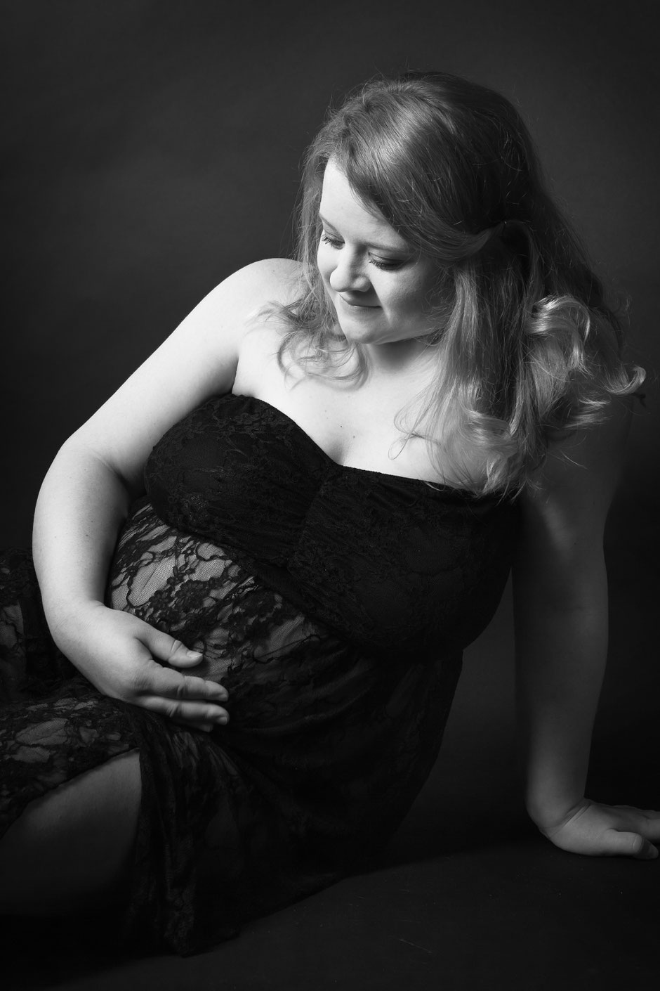 Babybauchfotos Dresden, Schwangerschaftsfotos Dresden, Babybauchshooting Dresden, Schwangerschaftsshooting Dresden, Fotograf Dresden, Fotostudio Dresden,
