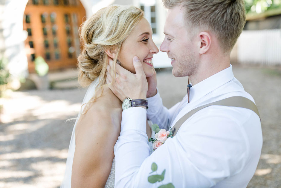 Die Freie Trauung in Osnabrück, holt Euch Hochzeitsinspirationen für die Hochzeitsplanung auf www.philosophylove.de Freie Trauungen und Hochzeitsreden in Osnabrück, Hamburg und Düsseldorf, Haus Marck Mecklenburger Land