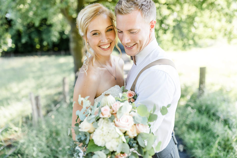 Die Freie Trauung in Osnabrück, holt Euch Hochzeitsinspirationen für die Hochzeitsplanung auf www.philosophylove.de Freie Trauungen und Hochzeitsreden in Osnabrück, Hamburg und Düsseldorf, Keppelborg