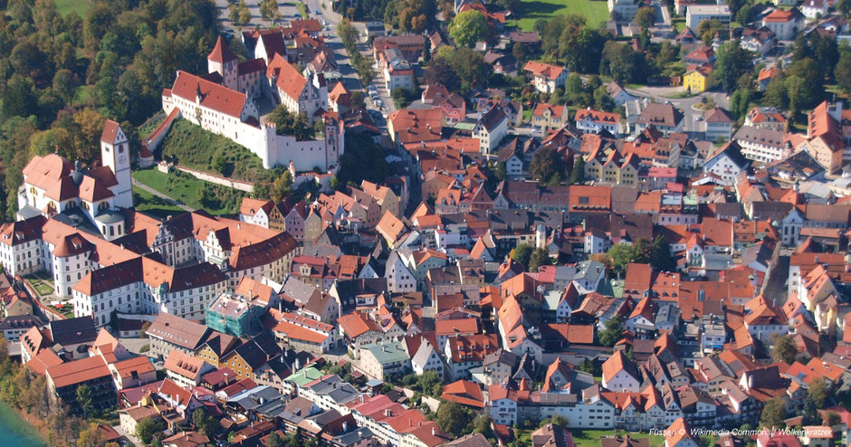 Füssen, Hohes Schloss, Aussichtspunkte, Seenwanderung, Deutsche Alpenstraße, Romantische Straße, Via Claudia Augustus, Ferienstraßen, Gruppenreisen, Geigenbau, Lautenbau, Neuschwanstein, Hohenschwangau, Wandern und Einkehren, Allgäuer Spezialitäten