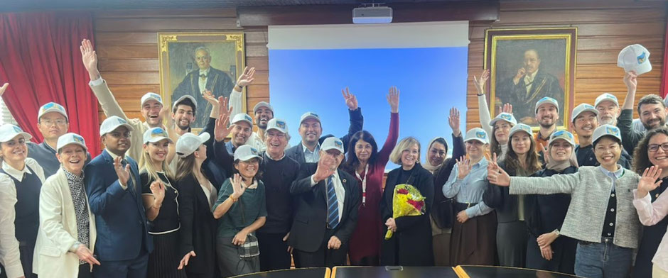 Class of 2025, mentors and course team