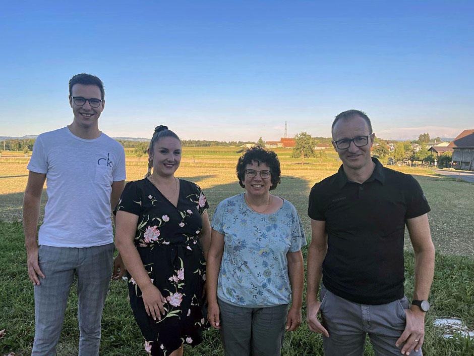 Michael Scheidegger, Irena Pervorfi-Dedaj, Marlis Villiger, Philipp Rebsamen, Celine Felder (nicht auf dem Bild)