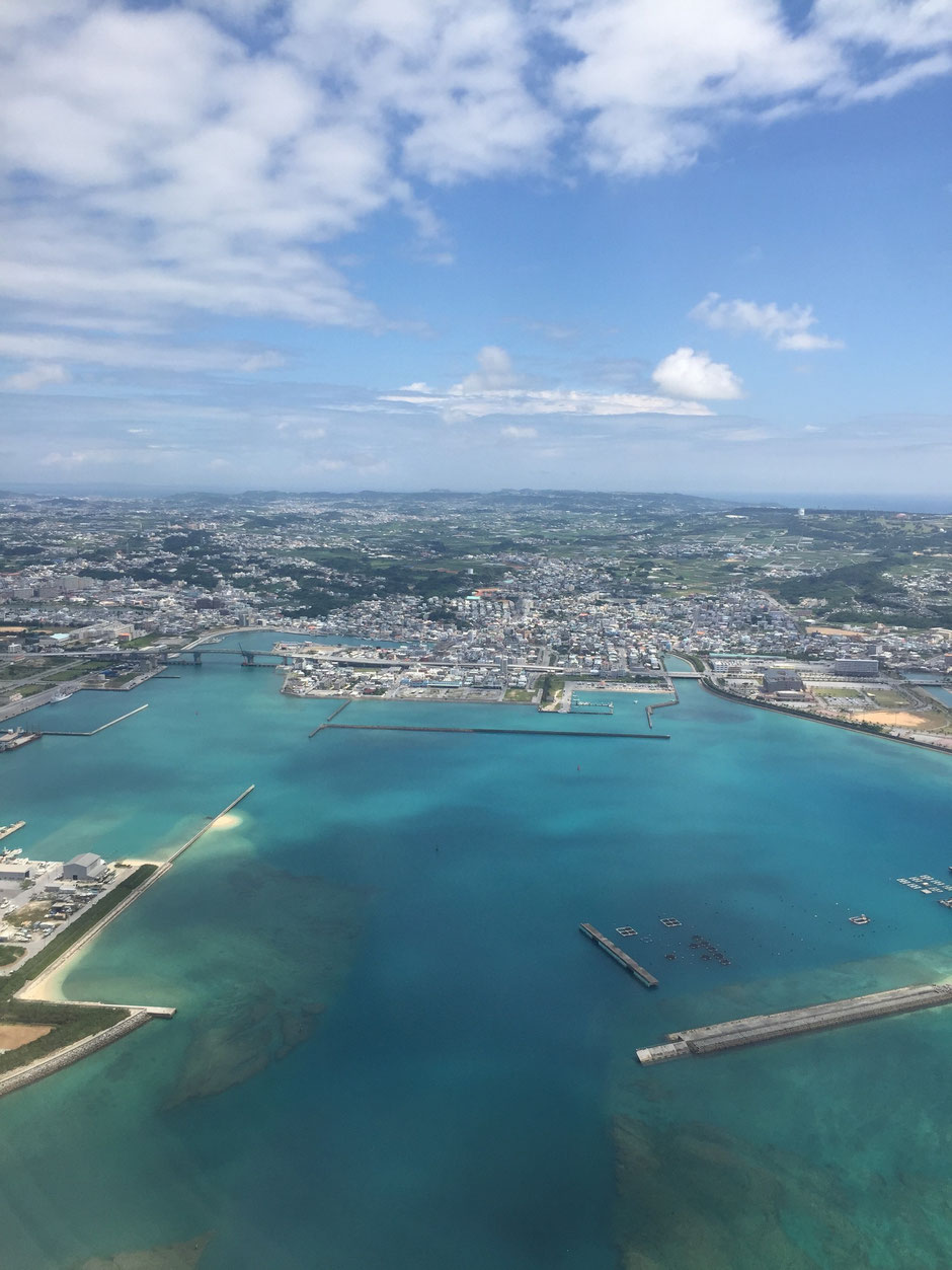 沖縄那覇空港上空の写真