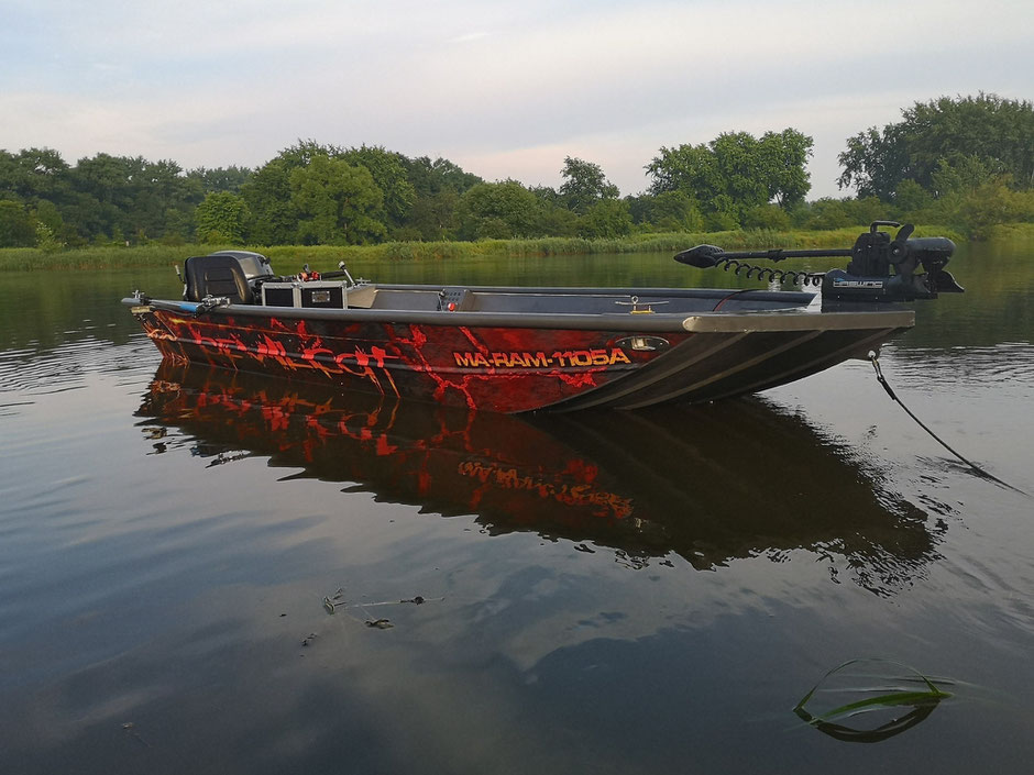Aluminiumboote Devilcraft 470 - Leichte, bezahlbare und zudem sichere Angelboote aus Polen.