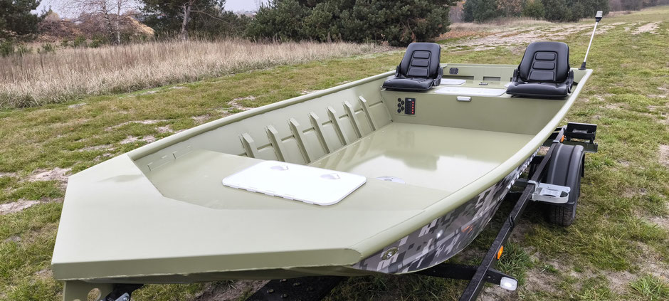 Aluminiumboote Devilcraft 470 - Leichte, bezahlbare und zudem sichere Angelboote aus Polen.