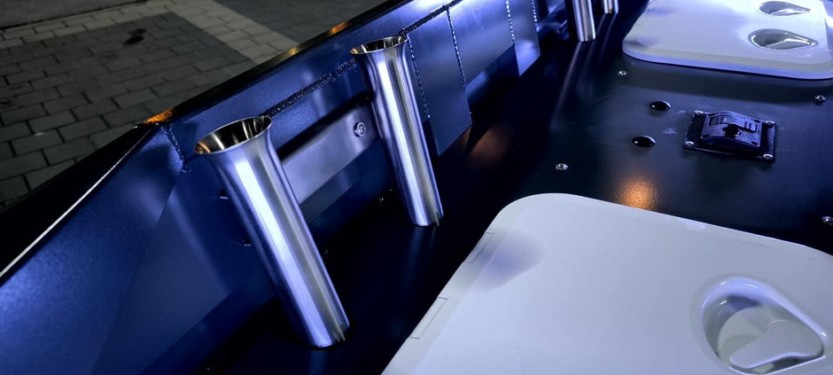 Aluminiumboote Devilcraft 470 - Leichte, bezahlbare und zudem sichere Angelboote aus Polen.