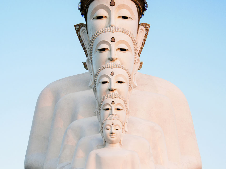 multiple buddahs