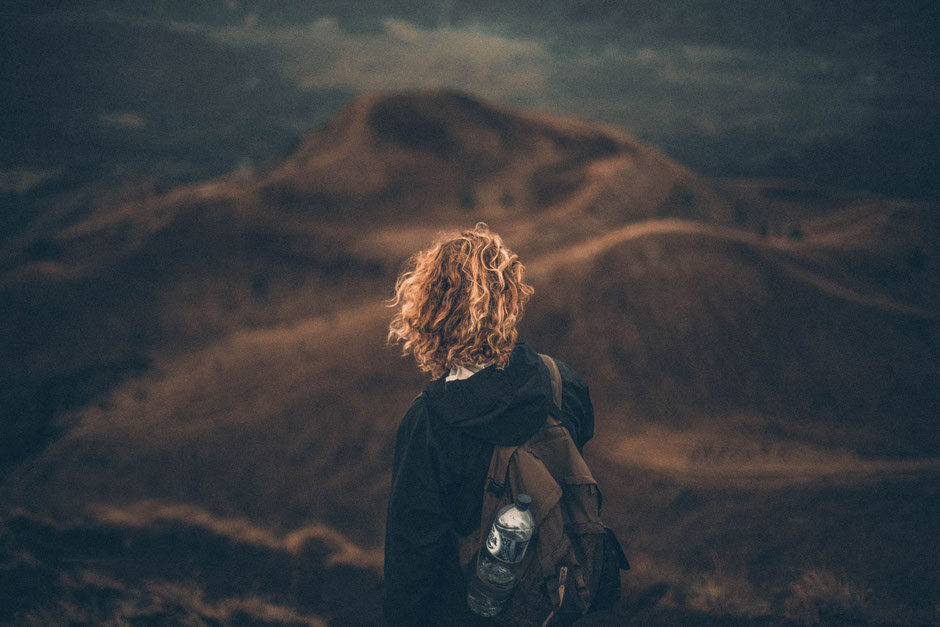 woman looking into the horizon