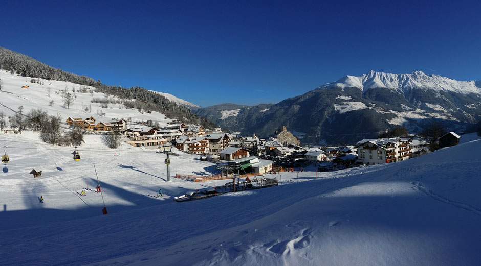 Ski in ski out - TyroLadis Chalets next to the Fiss Ladis ski slope