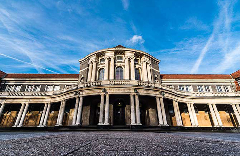 Die Universität Hamburg von außen