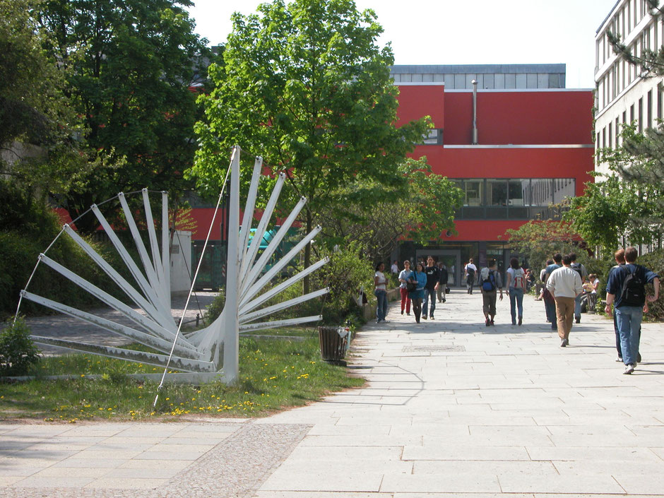 Die Technische Universität Berlin von außen