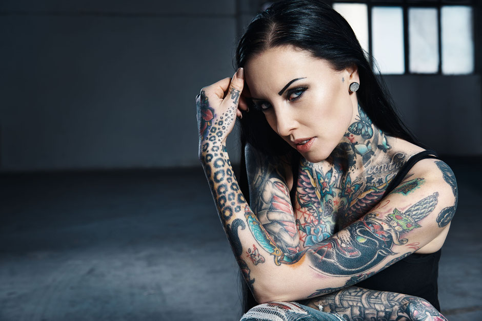Portrait of famous tattoo model makani terror