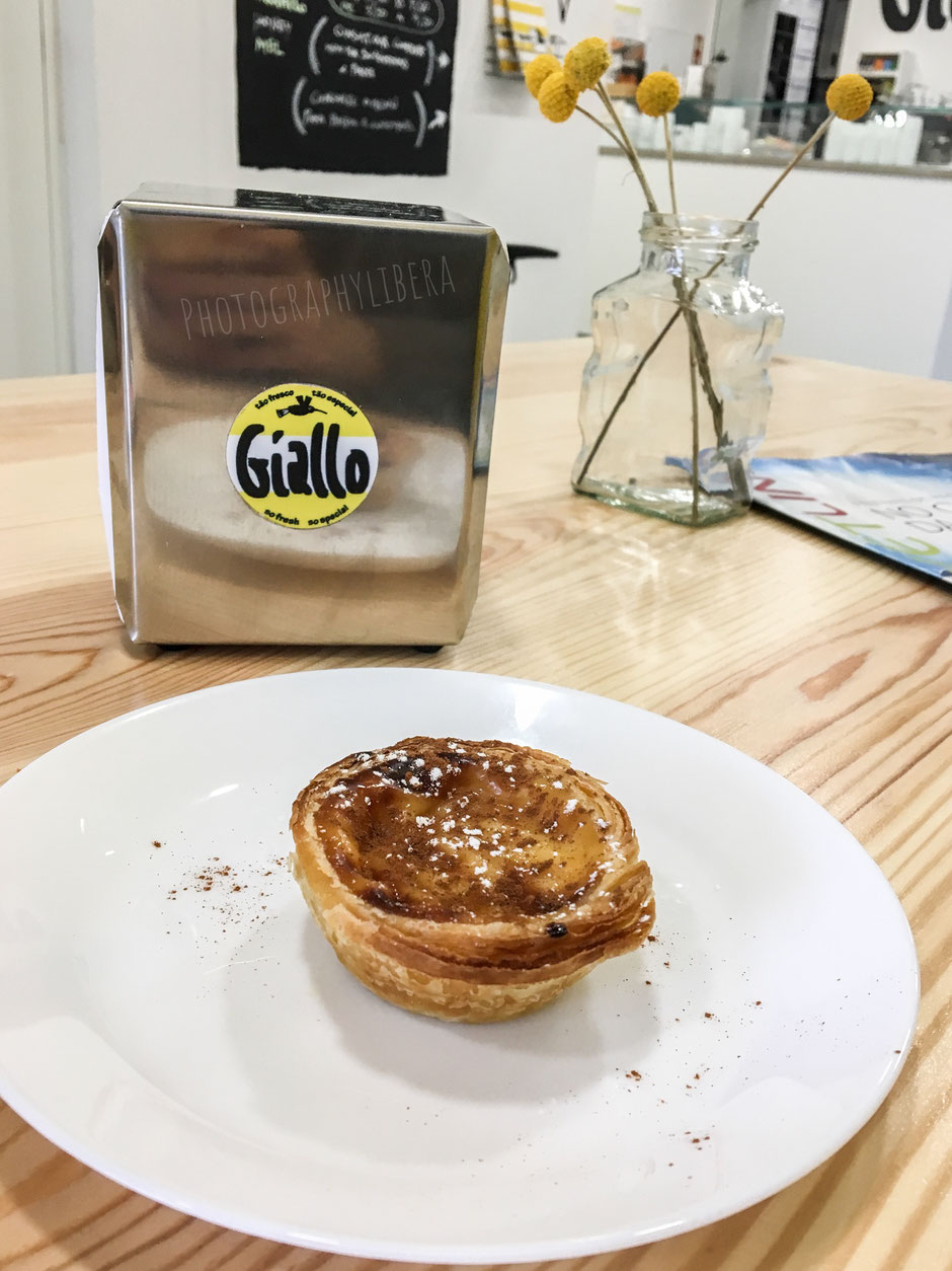 Pastel de Nata - Blätterteigtörtchen mit Puddingfüllung - ihr müsst das unbedingt probieren!