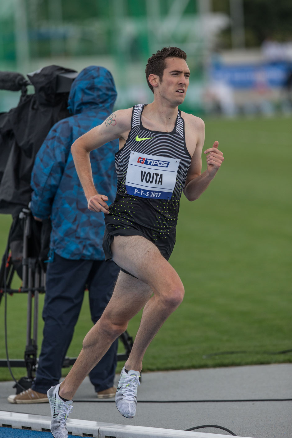 Andreas Vojta heute in Samorin über 3000m.