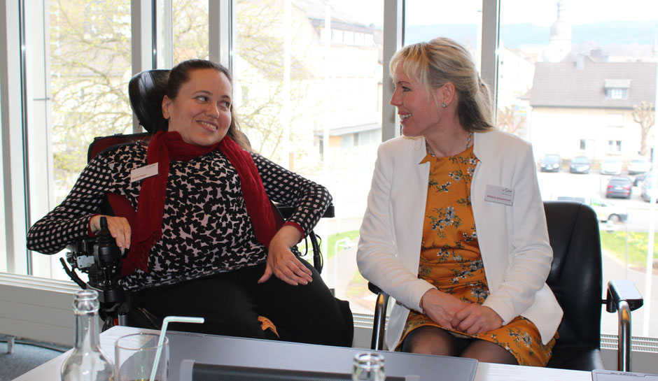 Sandra Boger und Mélanie Scheuermann im Gespräch