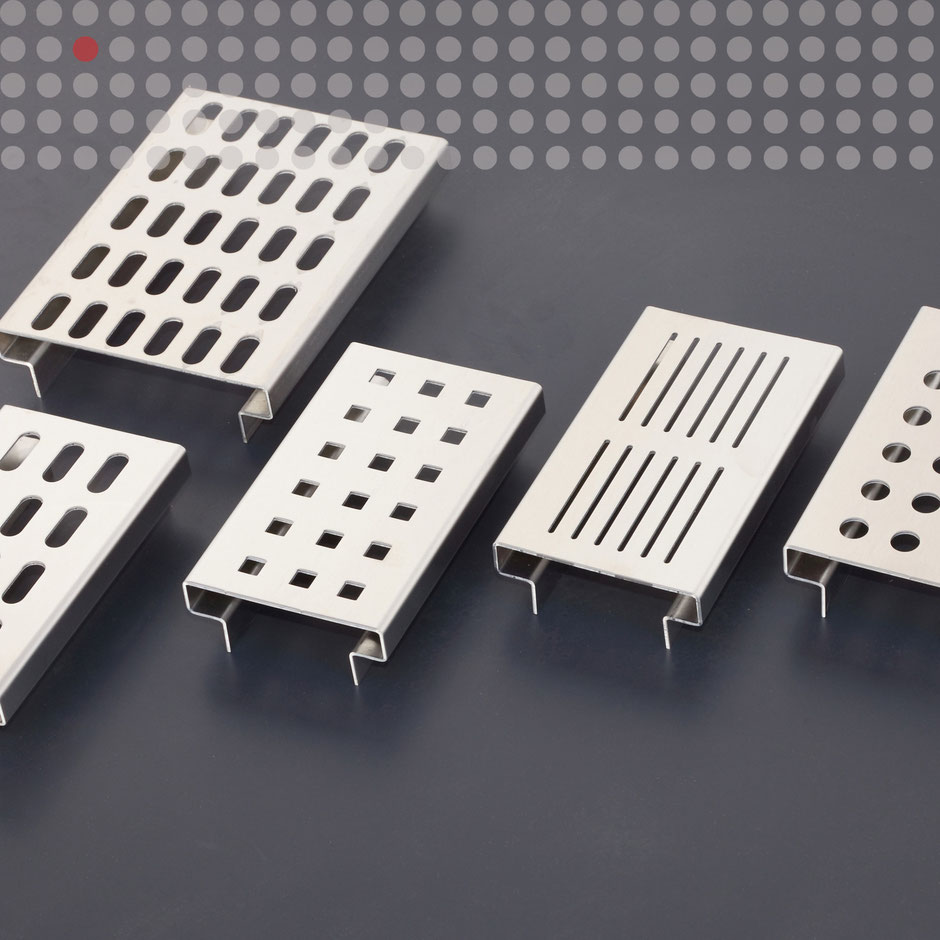 Terrassen- und Entwässerungsrinnen aus Aluminium höhenverstellbar