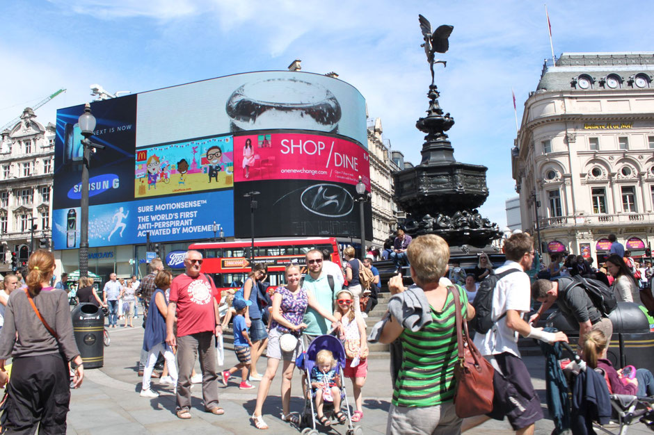 Piccadilly Circus