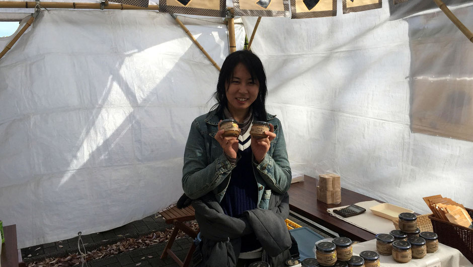 やちまたよしくら、代表の木村由希子さん。「時間をかけてゆっくりとつくられた、”本物”を選んでほしいですね。選んでもらわないと、消え行く運命なので。」
