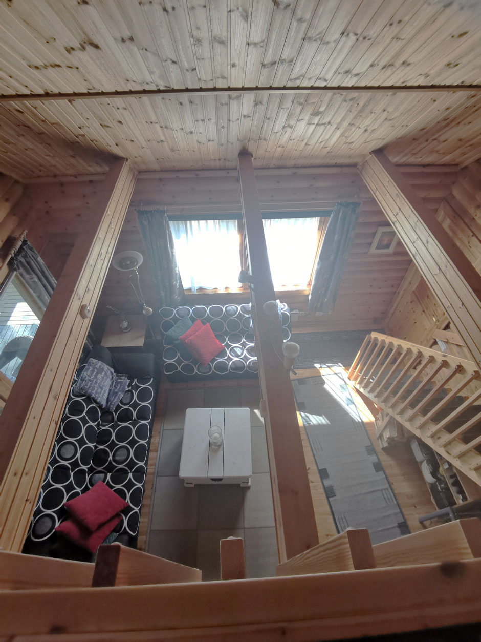 Log home gallery view