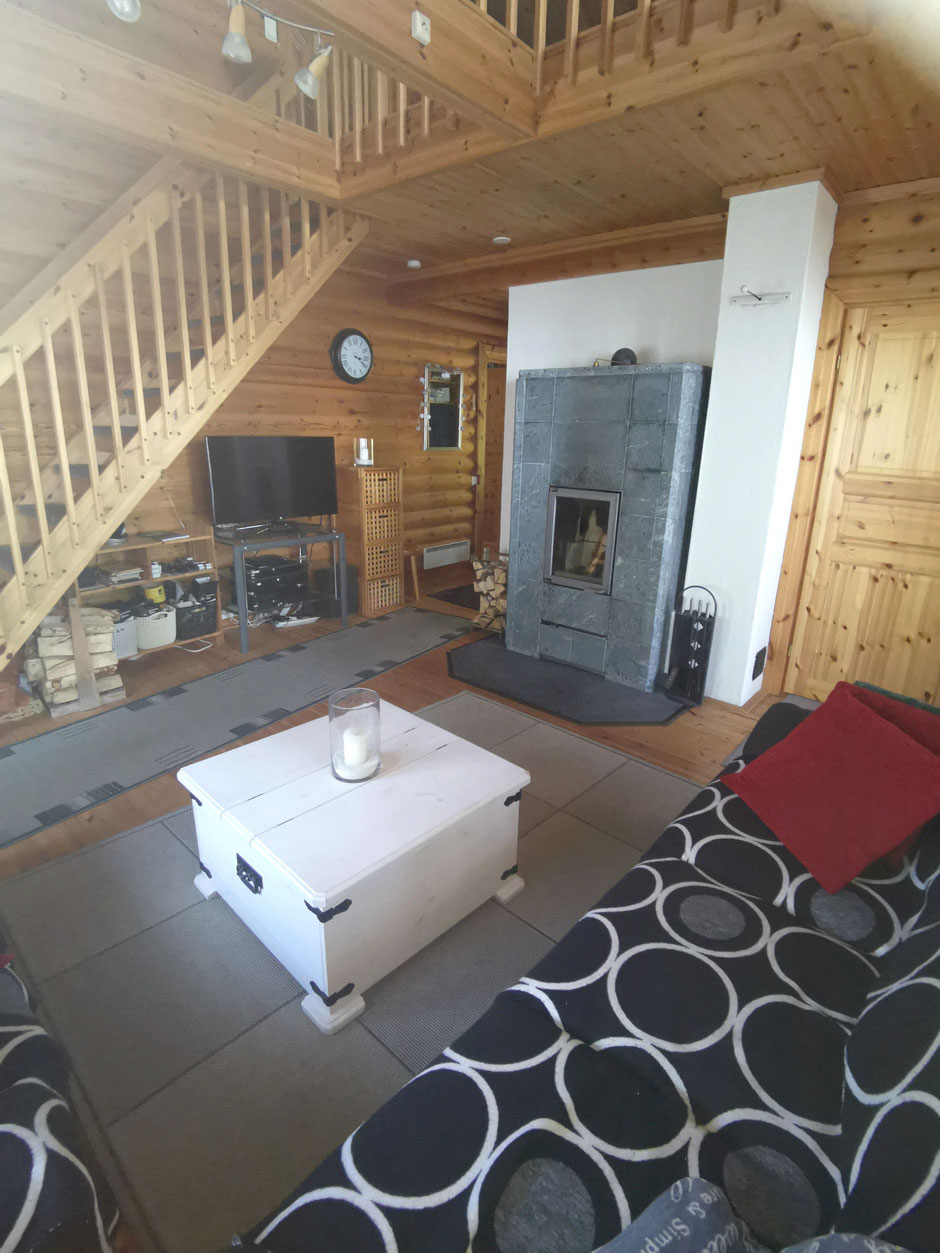 Loghome Finland livingroom