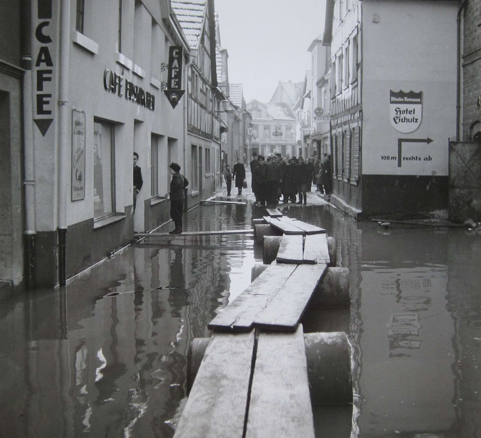 Flutstege Frankfurter Strasse, 1955