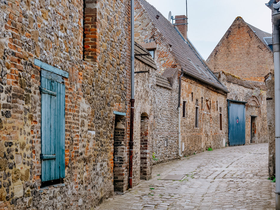 Brick houses of the Rue Questive