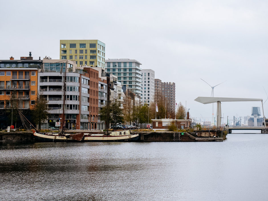 Port of Antwerp, Port d'Anvers, Schipperskwartier, Antwerpen, Antwerp, Anvers