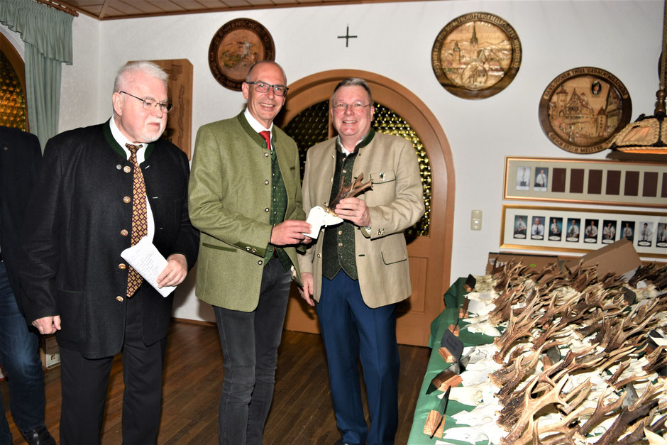 v.l. Kreisjagdberater Wolfgang Jakob, Landrat Christian Meißner und BJV-Präsident Ernst Weidenbusch bei der Hegeschau