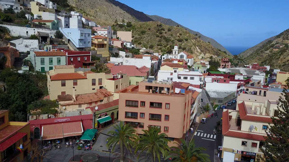 Vallehermoso, La Gomera, Hochseesegeln, Hochseesegeln Mittelmeer, Hochseesegeln Atlantik, Charter, Charter Kanaren, Segelurlaub Kanaren, Segelreise Kanaren, Katamarantraining Kanaren, Katamaran Lagoon 42, Skippertraining Katamaran Kanaren, Mitsegeln