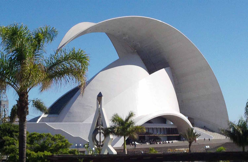 Auditorium, Santa Cruz,Teneriffa, Katamaran Teneriffa, Katamaran Lagoon 42, Charter Kanaren, Mitsegel Kanaren, Hochseesegeln Kanaren, Charter Kanaren, Segelurlaub, Segelurlaub Karanen, Segelereise Kanaren, Segelreise, Katamaran Lagoon 42, Yachtcharter 