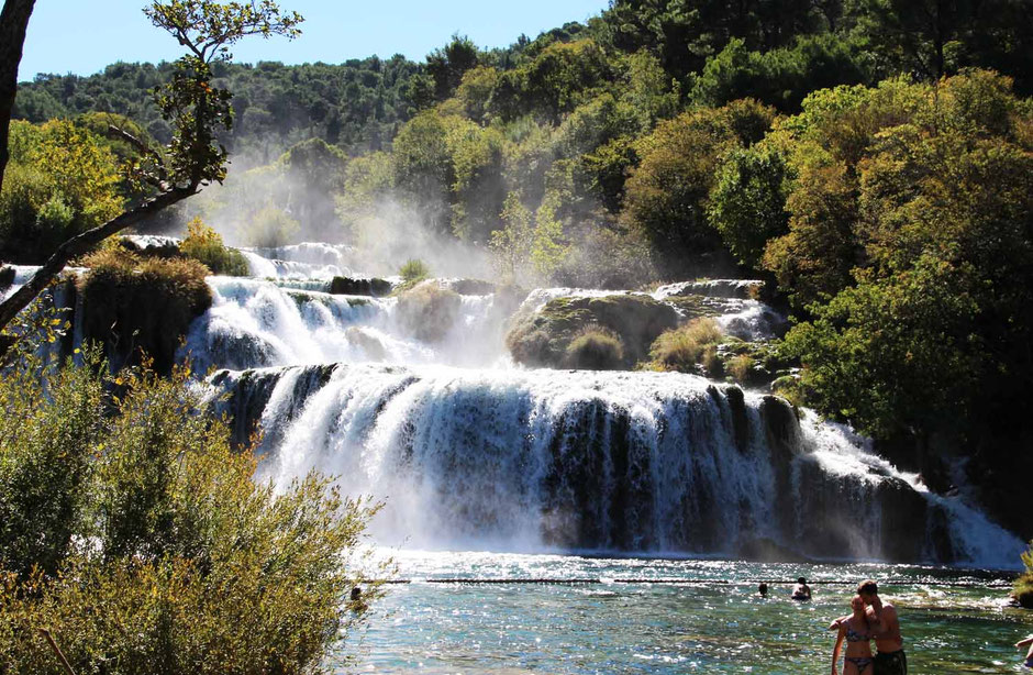 Krka Wasserfallen, Skradin, Charter, Charter, Urlaub, Katamaran, Trogir, Lagoon 42, Charter Kroatien, Mitsegel Kroatien, Hochseesegeln Kroatien, Charter Kanaren, Segelurlaub, Segelurlaub Kroatien, Segelereise Kroatien, Segelreise, Katamaran Lagoon 42, Yac