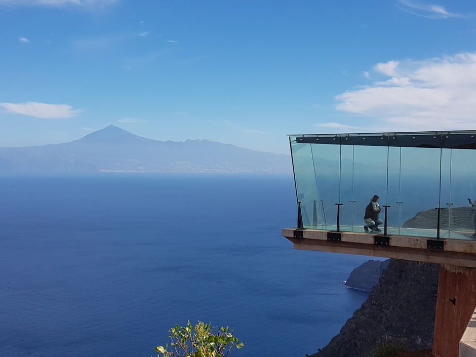 Christmas Sailing holidays, Sailing vacation, Vacations sailing, catamaran sailing holidays, Catamaran Lagoon 42, Tenerife catamaran sailing