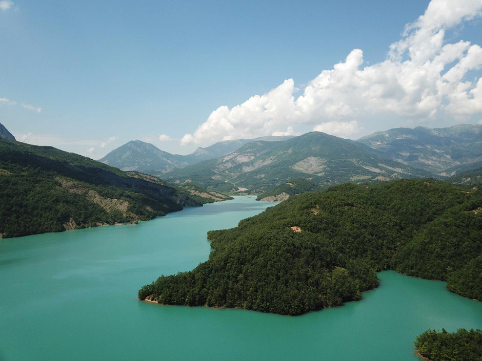 Bovilla Lake - Albania - www.travelbees.de