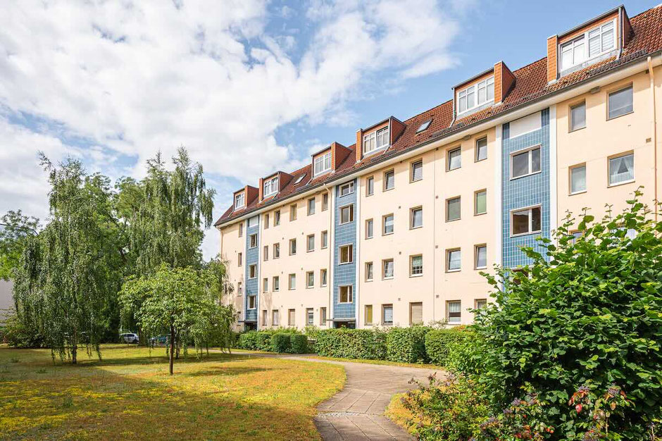 Bezugsfreie 2-Zimmerwohnung mit großer Terrasse in Berlin-Hakenfelde