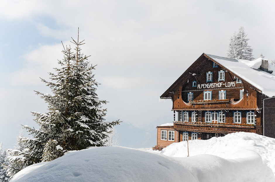 Alpengasthof Loas, Tirol - größtes Wiener Schnitzel, Wandern, Rodeln